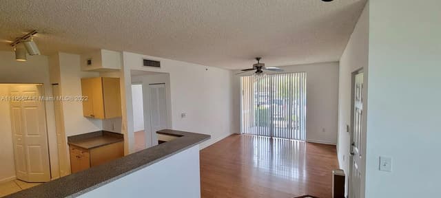 7980 N Nob Hill Rd # 101, Tamarac FL 33321 - Tamarac, FL - Photo 5