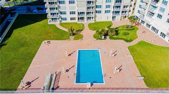750 N Ocean Boulevard # 1704, Pompano Beach FL 33062 - Pompano Beach, FL - Photo 2