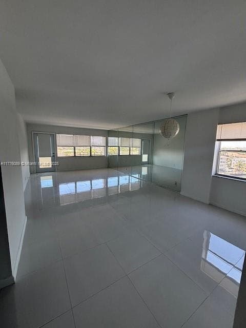 401 Golden Isles Dr # 712, Hallandale Beach FL 33009