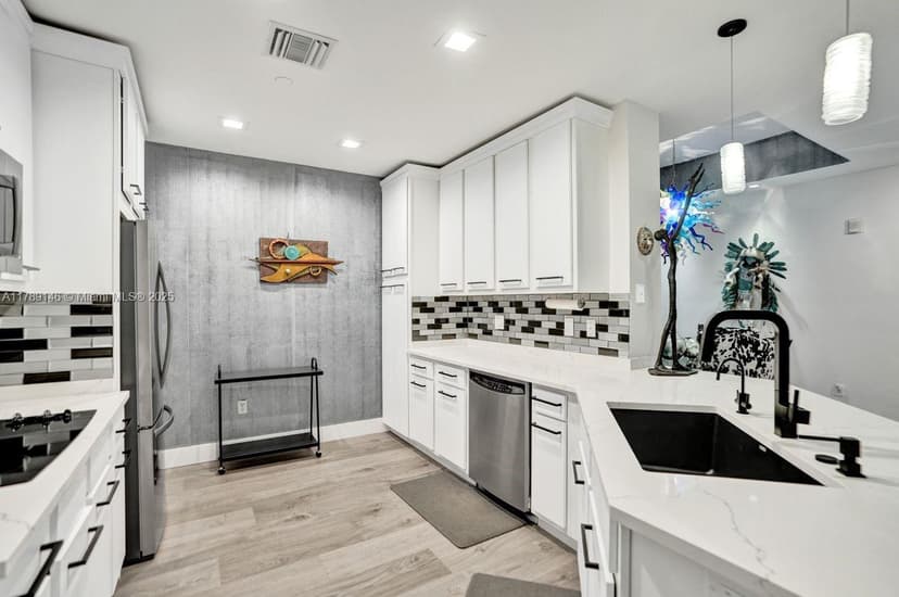 16101 Emerald Estates Dr # 342, Weston FL 33331