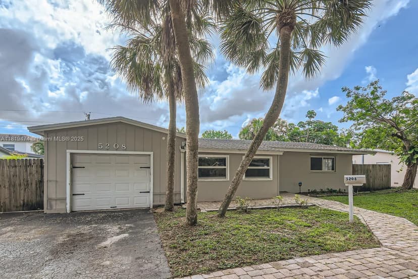 5208 SW 91st Ter, Cooper City FL 33328