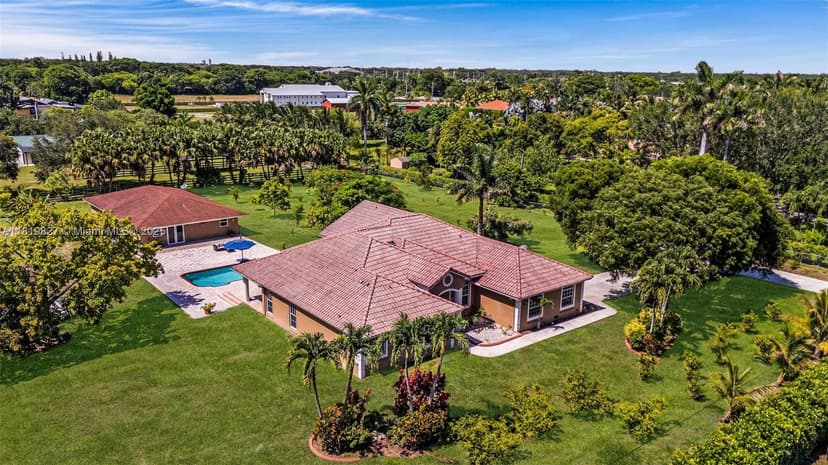 12851 Luray Rd, Southwest Ranches FL 33330