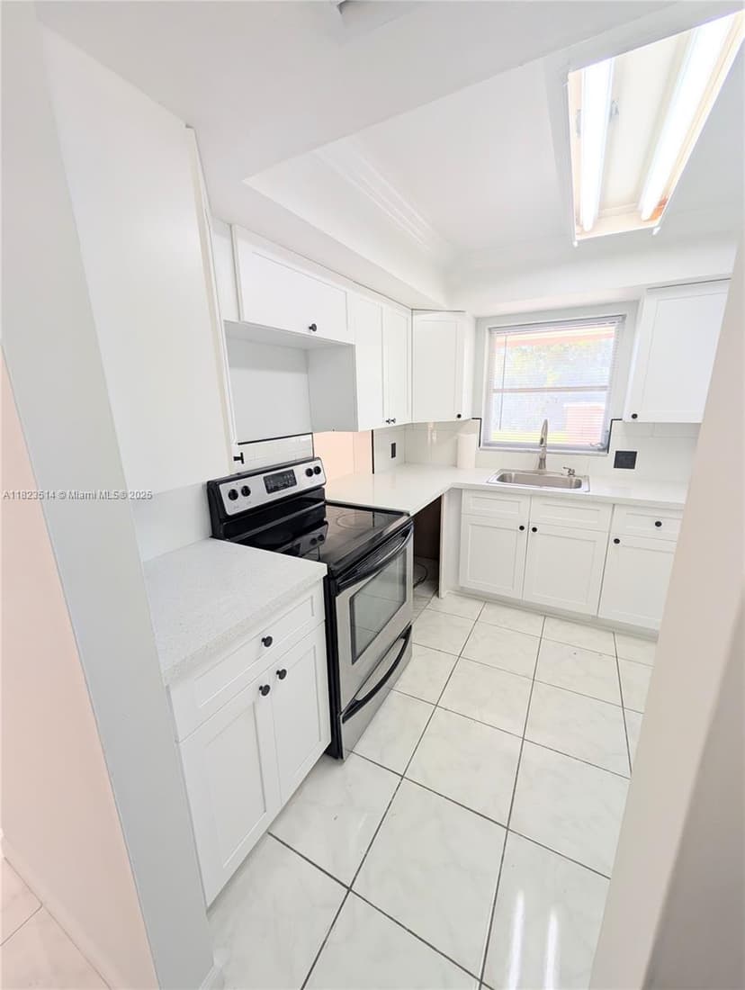 14901 SW 4th St # 9A, Pembroke Pines FL 33027