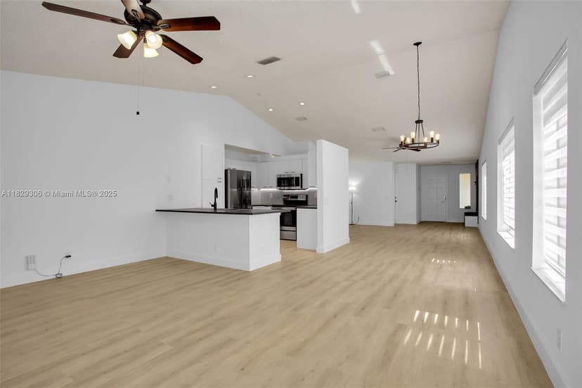 1611 Palermo Dr, Weston FL 33327