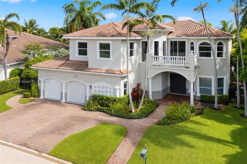 1031 Harbor Ct, Hollywood FL 33019