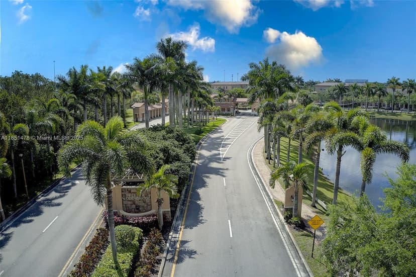 14774 SW 10th St # 10502, Pembroke Pines FL 33027