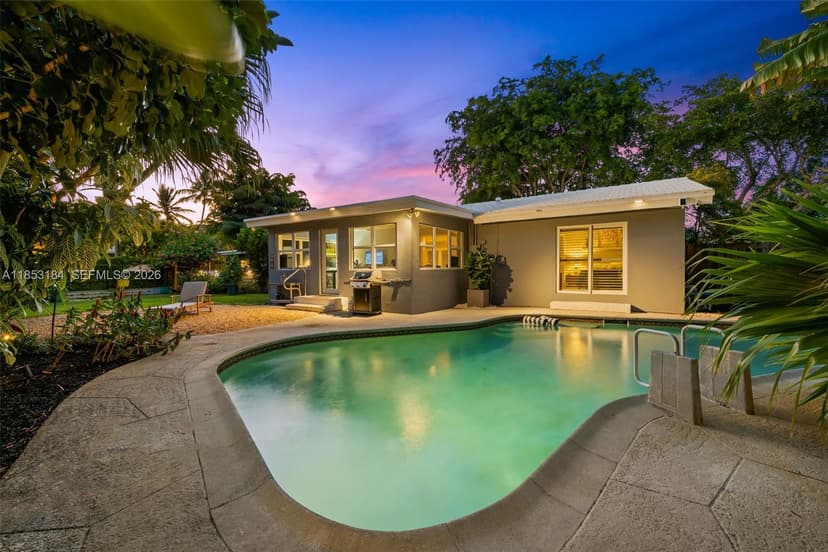 608 NW 25th St, Wilton Manors FL 33311