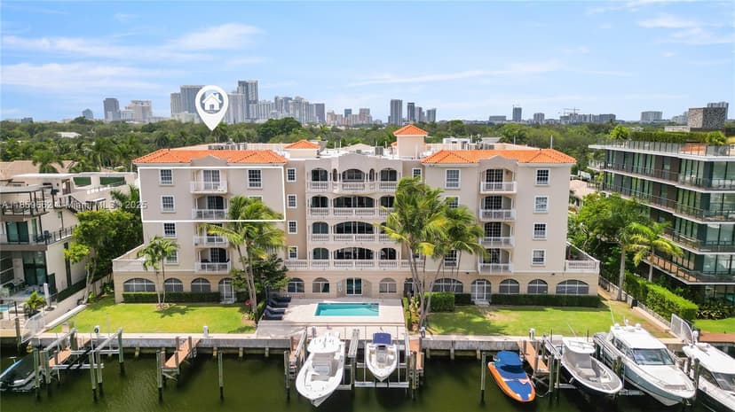 110 Hendricks Isle # 13, Fort Lauderdale FL 33301