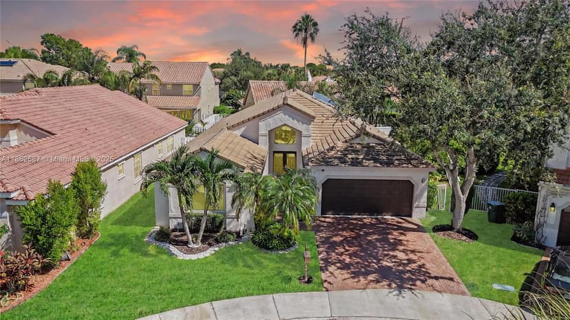 211 Cameron Ct, Weston FL 33326