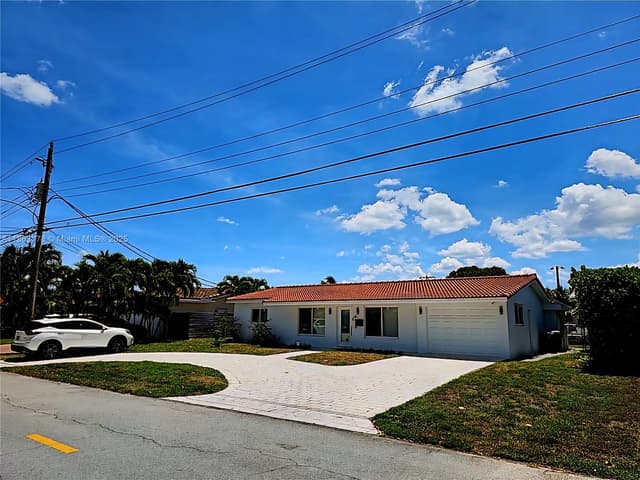 1430 NE 53rd Ct, Fort Lauderdale FL 33334 - Fort Lauderdale, FL - Photo 2