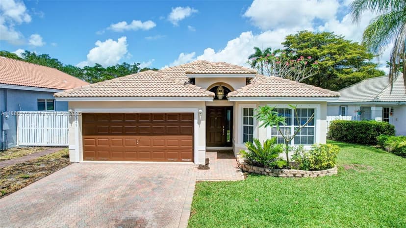 16249 NW 24th St, Pembroke Pines FL 33028