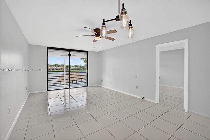 1100 Colony Point Cir # 205, Pembroke Pines FL 33026