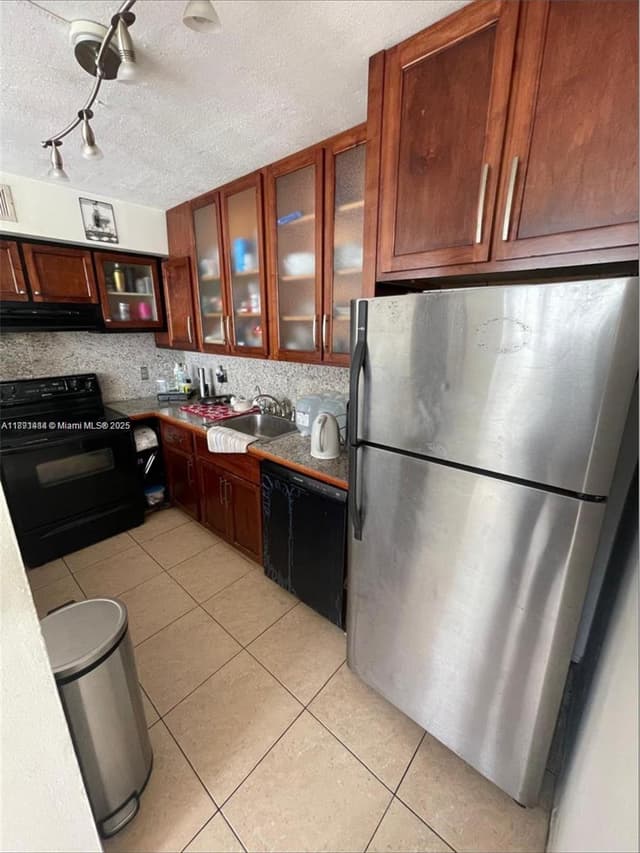 9460 Live Oak Pl # 309, Davie FL 33324 - Davie, FL - Photo 4