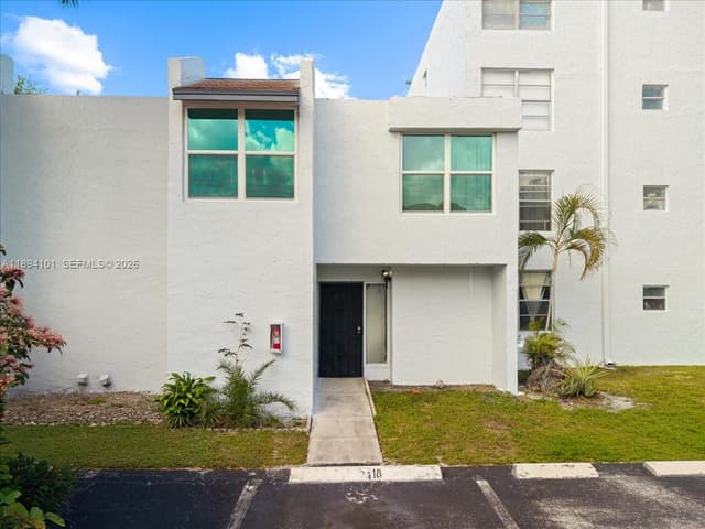 9450 Live Oak Pl # 109, Davie FL 33324 - Davie, FL - Photo 2