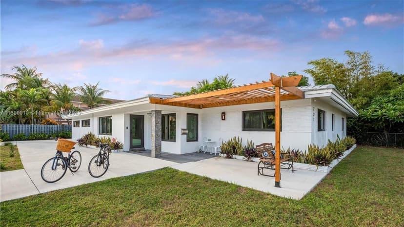 201 NE 26th Ave, Pompano Beach FL 33062