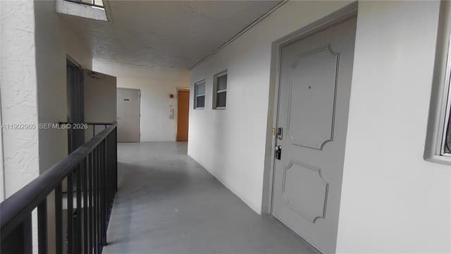9470 Poinciana Pl # 202, Davie FL 33324 - Davie, FL - Photo 2