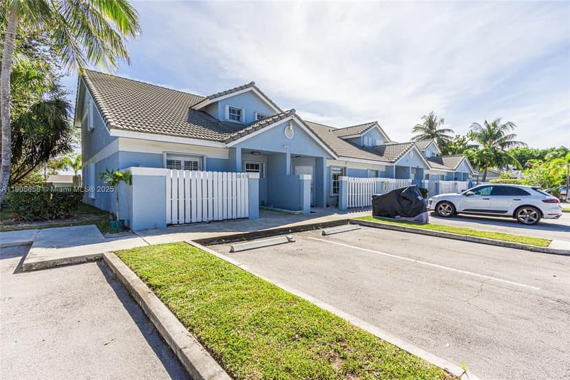 370 SE 2nd Ave # G1, Deerfield Beach FL 33441