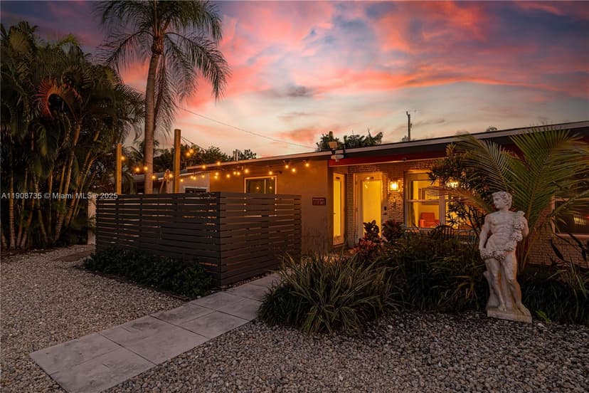 1416 NE 23rd St, Wilton Manors FL 33305