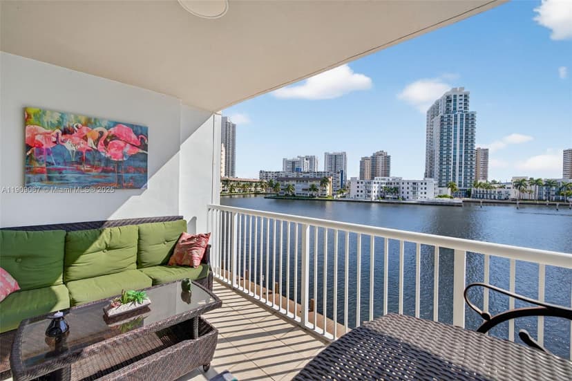 121 Golden Isles Dr # 205, Hallandale Beach FL 33009