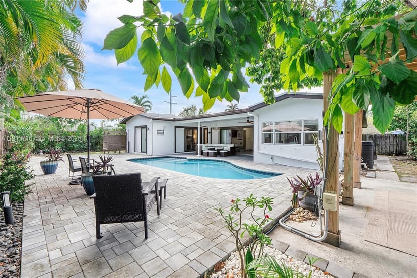 5800 NE 18th Ave, Fort Lauderdale FL 33334