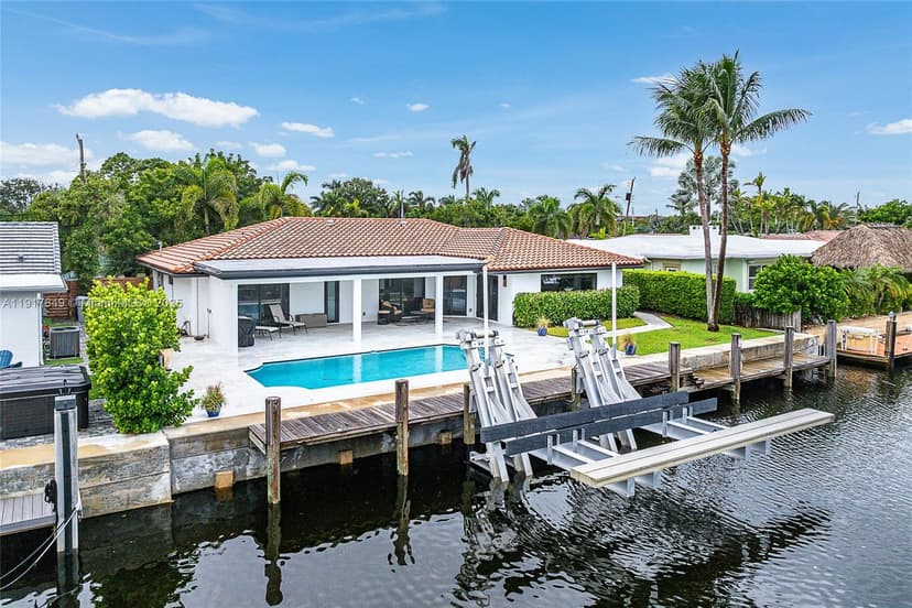 1250 NE 27th Ter, Pompano Beach FL 33062