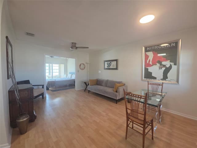 2131 NE 42nd Court # 208e, Lighthouse Point FL 33064 - Lighthouse Point, FL - Photo 2