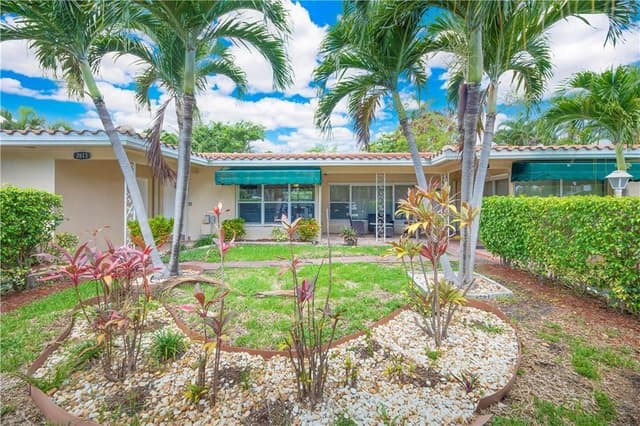 2613-2615 NE 33rd Avenue, Fort Lauderdale FL 33308 - Fort Lauderdale, FL - Photo 2