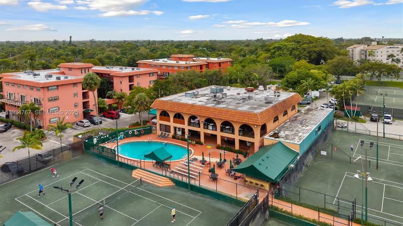 620 Tennis Club Dr # 110, Fort Lauderdale FL 33311