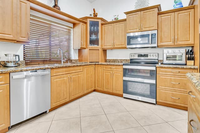 11884 NW 2nd Court, Coral Springs FL 33071 - Coral Springs, FL - Photo 6