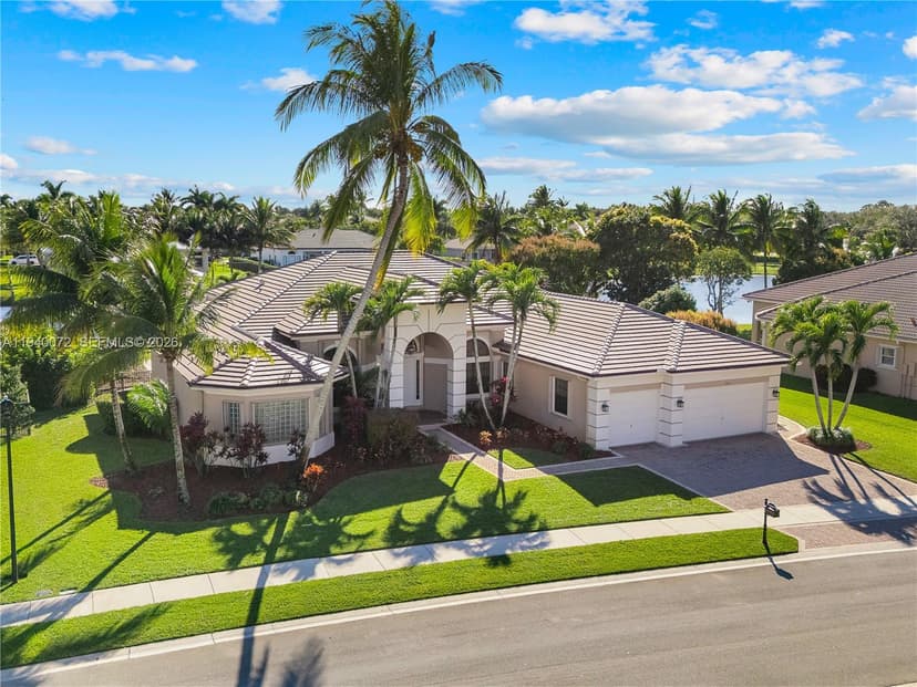 15016 SW 35th St, Davie FL 33331