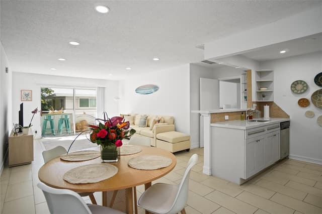 3212 NE 12th Street # 203, Pompano Beach FL 33062 - Pompano Beach, FL - Photo 4