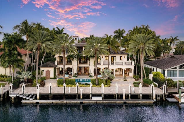 2430 Del Lago Drive, Fort Lauderdale FL 33316 - Fort Lauderdale, FL - Photo 2
