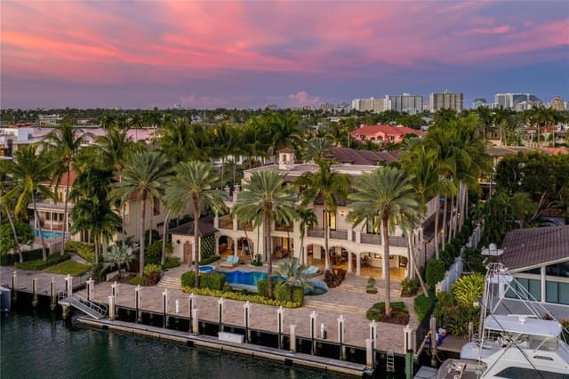 2430 Del Lago Drive, Fort Lauderdale FL 33316 - Fort Lauderdale, FL - Photo 3