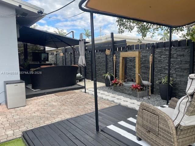 5821 NE 18th Ave, Fort Lauderdale FL 33334