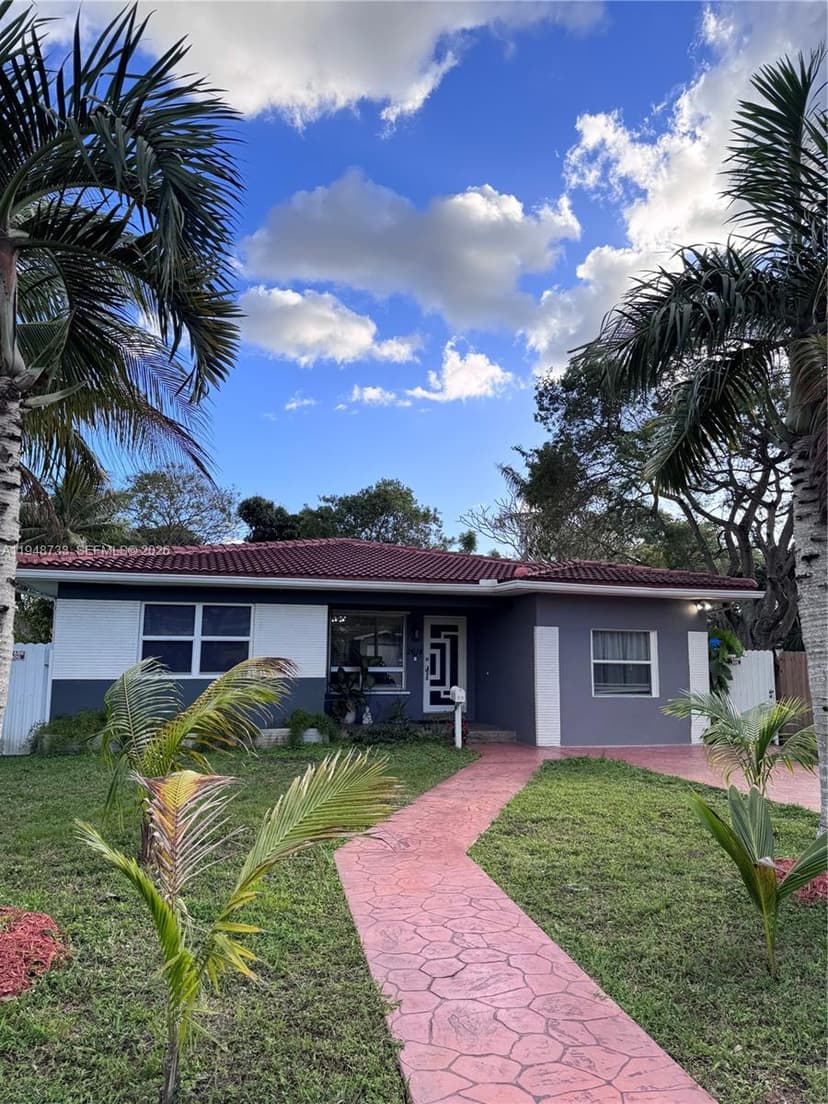 2614 Fillmore St, Hollywood FL 33020
