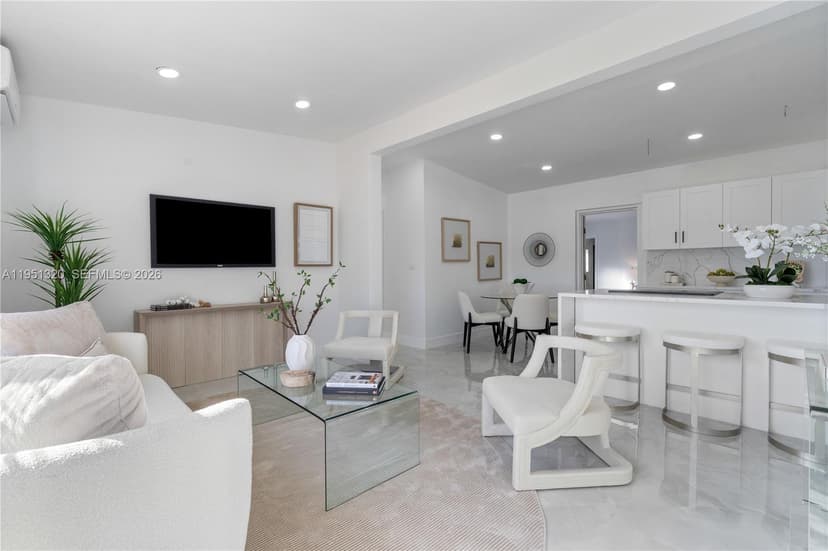 4041 NE 15th Ter, Pompano Beach FL 33064