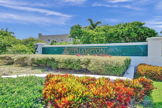 7763 Southampton Ter # 403, Tamarac FL 33321 - Tamarac, FL - Photo 2
