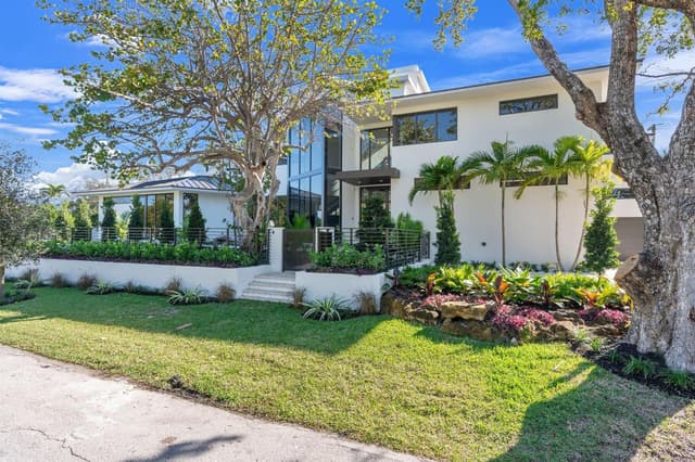2035 Intracoastal Drive, Fort Lauderdale FL 33305 - Fort Lauderdale, FL - Photo 3