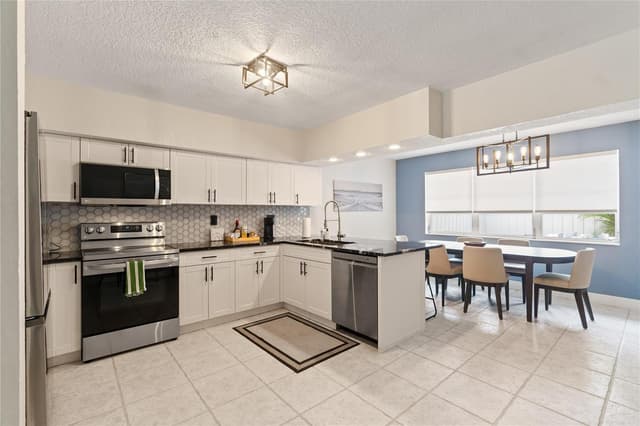 1518-1520 NE 51st Street, Fort Lauderdale FL 33334 - Fort Lauderdale, FL - Photo 6