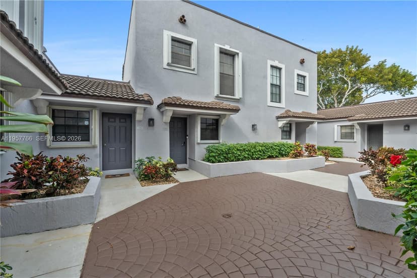 11654 NW 11th St # 11654, Pembroke Pines FL 33026