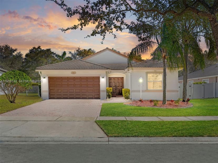 1861 NW 142nd Ter, Pembroke Pines FL 33028