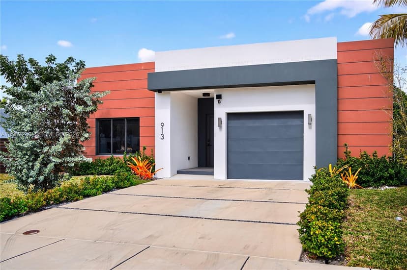 913 NE 15th St, Fort Lauderdale FL 33304