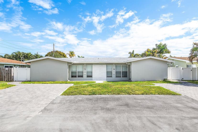 708-710 NE 23rd Avenue, Pompano Beach FL 33062