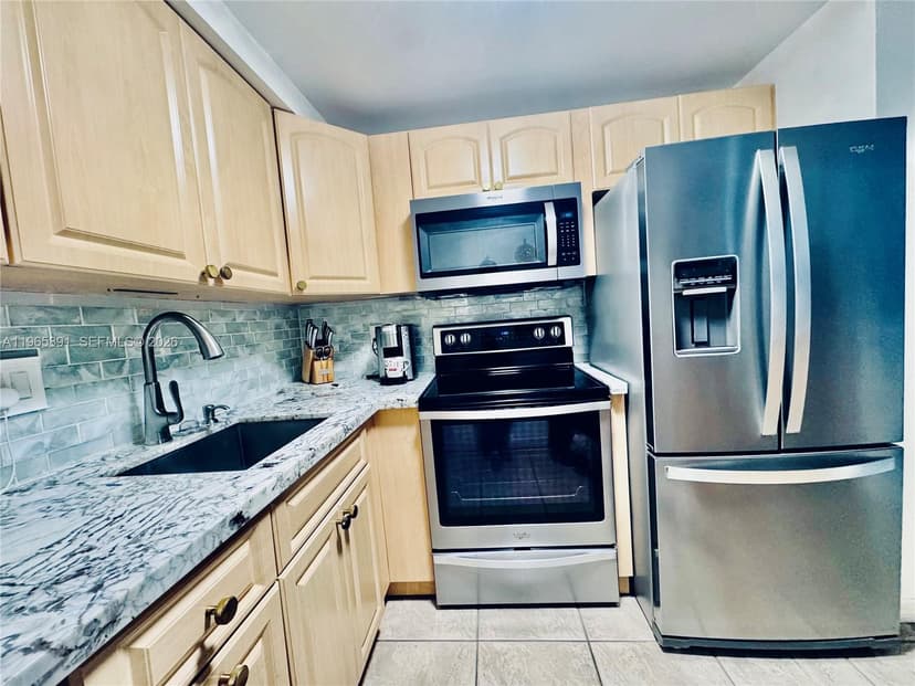 6000 NE 22nd Way # 2G, Fort Lauderdale FL 33308