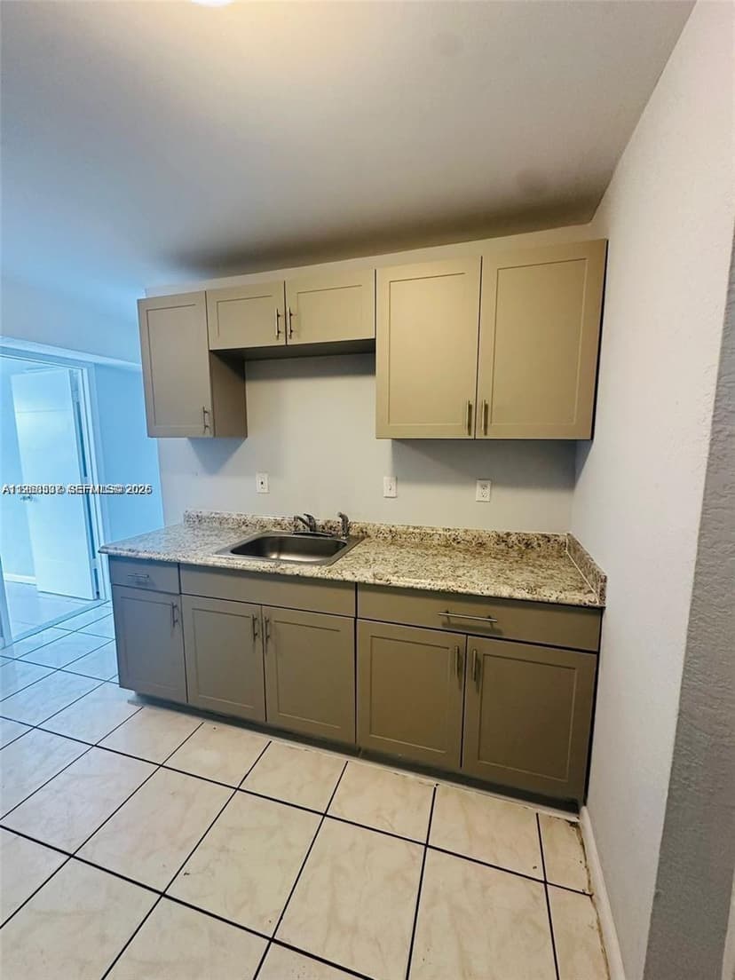 5 NE 16th Ct, Fort Lauderdale FL 33305