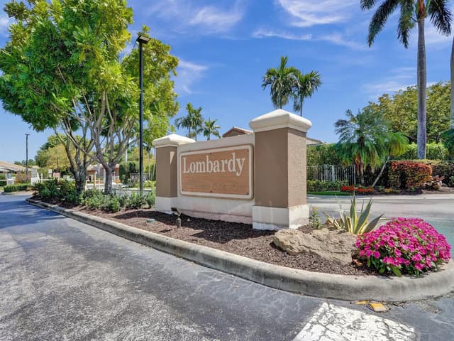 10116 Lombardy Drive # 10116, Tamarac FL 33321 - Tamarac, FL - Photo 2