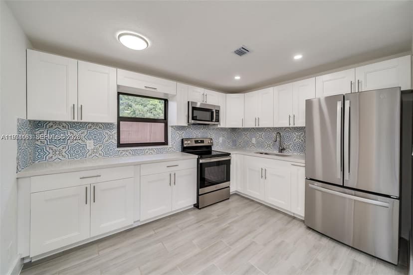 2447 FLETCHER ST, Hollywood FL 33020