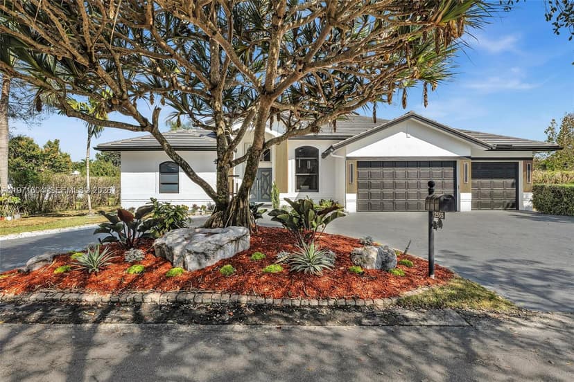 12555 SW 34th Pl, Davie FL 33330