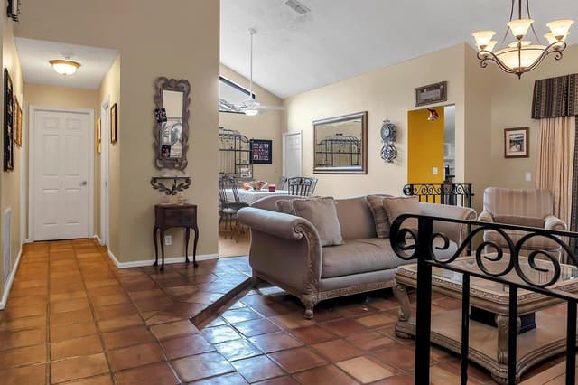 12121 NW 2nd Drive, Coral Springs FL 33071 - Coral Springs, FL - Photo 7