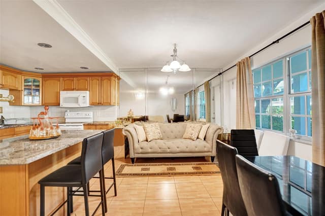 5208 NE 24th Terrace # F118, Fort Lauderdale FL 33308 - Fort Lauderdale, FL - Photo 4